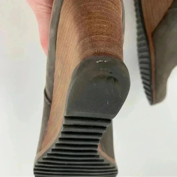 Caslon womens booties size 38 gray suede pull on belted wedge boots - Picture 6 of 14